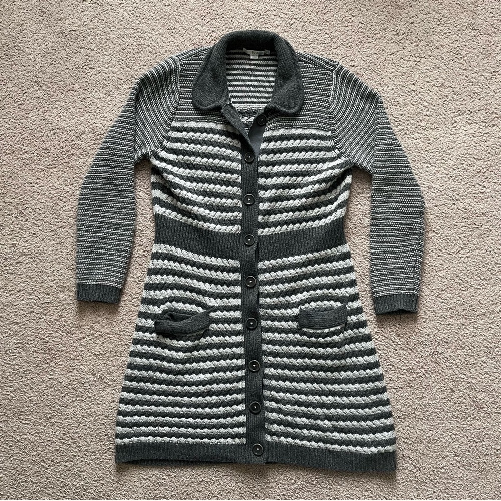 Boden Striped Gray Collared Cardigan Womens Size 12 Sophisticated Cozy Casual
